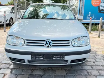 Gebraucht VW Golf IV 100 PS (73 kW) 2002 Silber Limousine