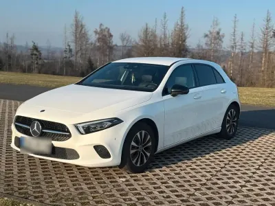 Gebraucht Mercedes A200 163 PS (119 kW) 2020 Weiß Limousine