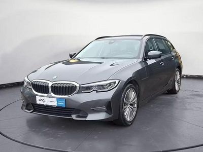 Gebraucht BMW 320 Sport Line 190 PS (139 kW) 2021 Grau Kombi