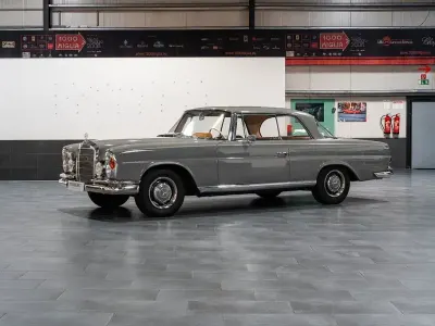 Gebraucht Mercedes 220 SE 1965 Grau Limousine