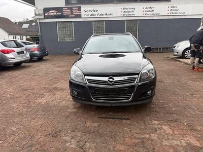 Gebraucht Opel Astra Innovation 90 PS (66 kW) 2010 Schwarz Limousine