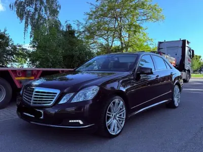 Gebraucht Mercedes E350 231 PS (169 kW) 2009 Braun Limousine