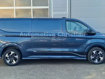 Neu Ford Transit Custom Sport 170 PS (125 kW) 2026 Blau Van / Kleinbus