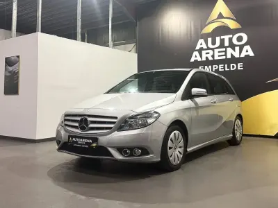 Gebraucht Mercedes B220 170 PS (125 kW) 2014 Silber Van / Kleinbus