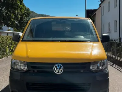 Gebraucht VW T5 84 PS (61 kW) 2014 Gelb Van