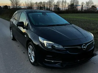 Używany Opel Astra 120 KM (88 kW) 2020 Czarny Kombi