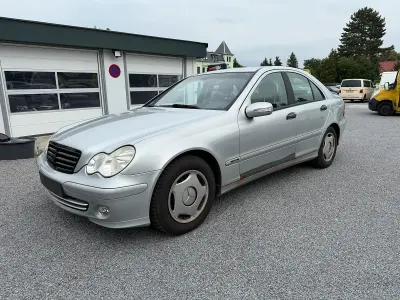 Gebraucht Mercedes C200 122 PS (89 kW) 2004 Limousine