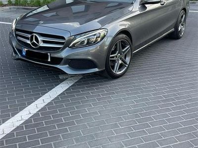 Grün Gebraucht 2018 Mercedes C200 Avantgarde Limousine | 21.999 €