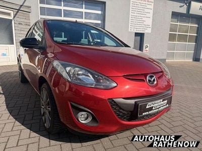 Gebraucht Mazda 2 Kenko 84 PS (61 kW) 2013 Rot Kleinwagen