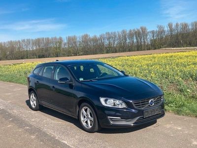 gebraucht Volvo V60 D3 Kinetic Kinetic