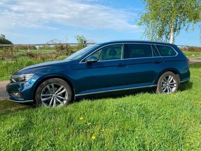 gebraucht VW Passat Variant Elegance 2.0 TDI 4M - Top Ausstattung