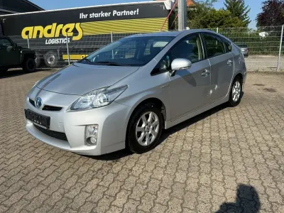 Gebraucht Toyota Prius Basis 99 PS (72 kW) 2009 Silber Kleinwagen