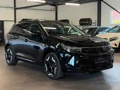 Gebraucht Opel Grandland X GSe 300 PS (220 kW) 2023 Schwarz SUV