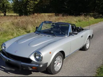 Gebraucht Fiat 124 Spider 100 PS (73 kW) 1982 Silber Cabrio