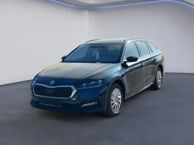 Gebraucht Skoda Octavia Ambition 150 PS (110 kW) 2023 Blau Kombi