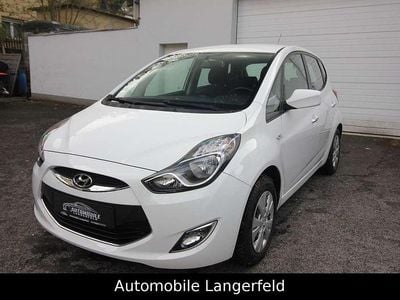 Second-hand Hyundai ix20 230 CP (169 kW) 2015 Alb Hatchback
