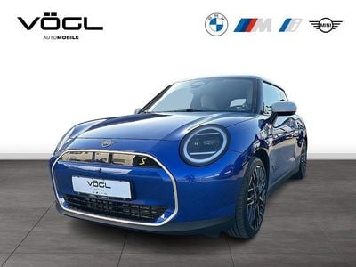 Gebraucht Mini Cooper SE 160 kW (218 PS) 2024 Blau Kleinwagen