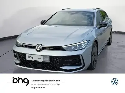 Gebraucht VW Passat R-line 193 PS (141 kW) 2025 Silber Kombi