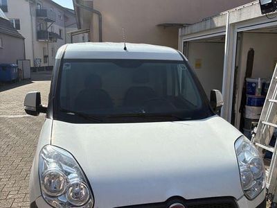 Gebraucht Fiat Doblò 90 PS (66 kW) 2015 Weiß Van / Kleinbus