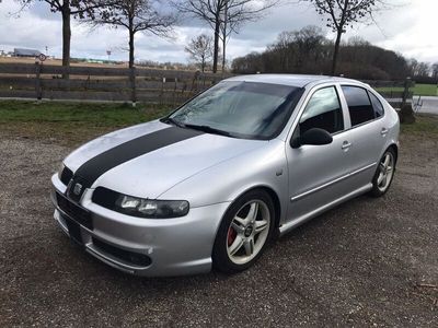 gebraucht Seat Leon 20v Turbo, 1,8 Ltr., EZ 2004