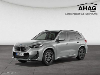 Neu BMW iX1 Performance 150 kW (204 PS) 2026 Grau SUV