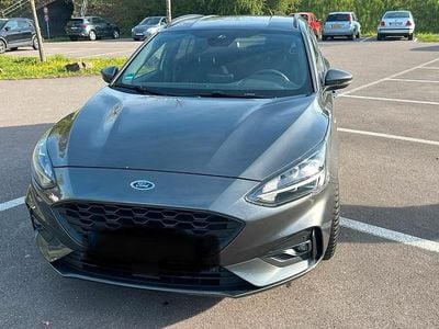 Second-hand Ford Focus ST-Line 150 CP (110 kW) 2019 Gri Break
