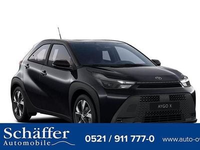 Neu Toyota Aygo X Active 116 PS (85 kW) 2026 Mica schwarz metallic mica schwarz metallic SUV