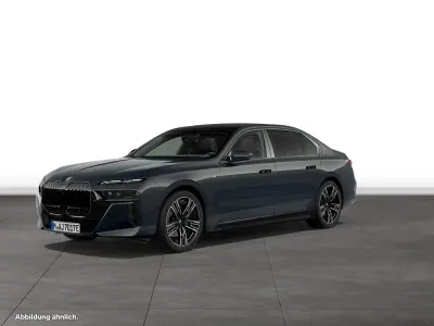 Gebraucht BMW i7 334 kW (455 PS) 2025 Grau Limousine
