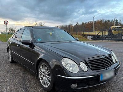 Usata Mercedes E270 177 CV (130 kW) 2003 Nero Berlina