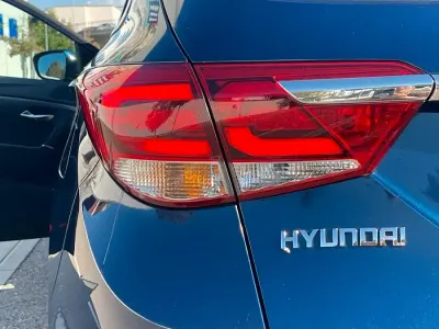 Gebraucht Hyundai i40 136 PS (100 kW) 2019 Kombi