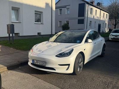 Gebraucht Tesla Model 3 Standard Range Plus 239 kW (325 PS) 2020 Weiß Limousine
