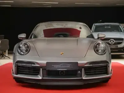 Usata Porsche 992 650 CV (478 kW) 2022 Argento Coupé