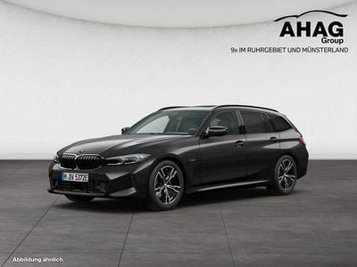 Gebraucht BMW 330e M Sport 292 PS (214 kW) 2023 Schwarz Kombi