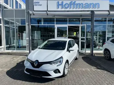 Usata Renault Clio V Business 72 CV (52 kW) 2020 Bianco Utilitaria