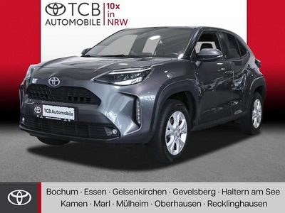 Grau Gebraucht 2021 Toyota Yaris Cross Team SUV | 21.348 € (Fairer Preis)