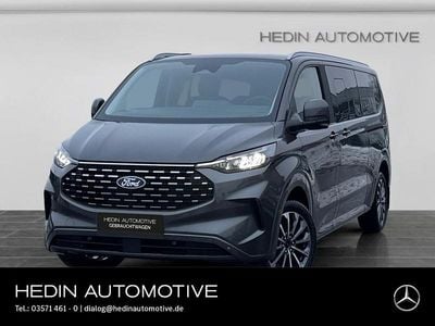 Neu Ford Tourneo Titanium 150 PS (110 kW) 2025 Grau Van / Kleinbus