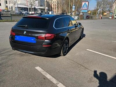 Gebraucht BMW 520 184 PS (135 kW) 2014 Grau Kombi