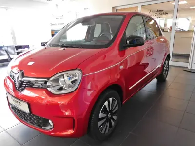 Używany Renault Twingo Techno 60 kW (82 KM) 2024 Czerwony Hatchback