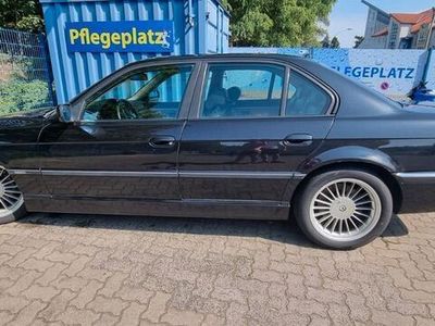 BMW 728
