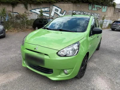 Gebraucht Mitsubishi Space Star 71 PS (52 kW) 2013 Grün Van / Kleinbus