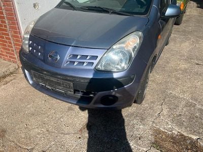 Nissan Pixo