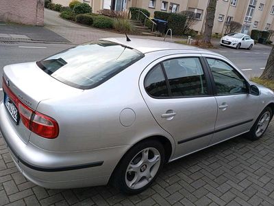 Silber Gebraucht 2004 Seat Toledo Limousine | 2.000 €