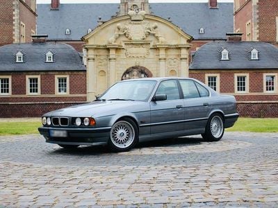Second-hand BMW 525 192 CP (141 kW) 1994 Argintiu Berlinǎ