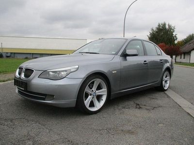BMW 523