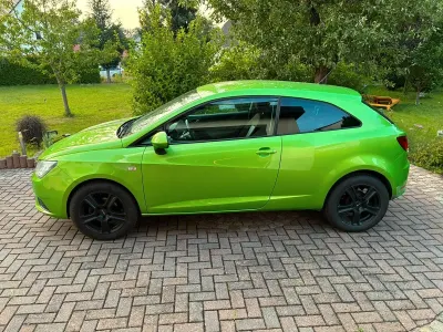 Gebraucht Seat Ibiza 69 PS (50 kW) 2012 Grün Kleinwagen