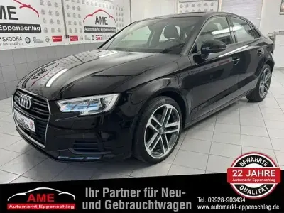 Gebraucht Audi A3 Comfort 116 PS (85 kW) 2019 Schwarz Limousine