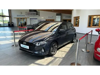 Gebraucht Hyundai i20 Edition+ 101 PS (74 kW) 2023 Unbekannt (metallic) Kleinwagen