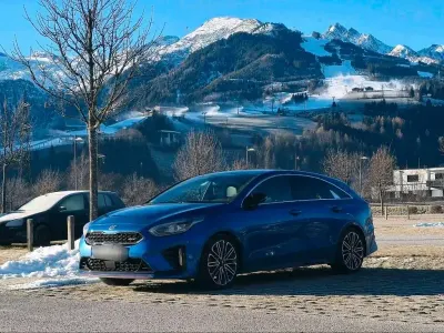 Używany Kia ProCeed GT GT 204 KM (150 kW) 2020 Niebieski Hatchback