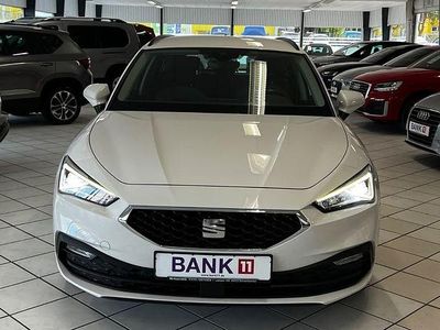 Usata Seat Leon Style 150 CV (110 kW) 2024 Bianco Berlina