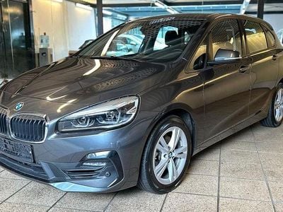 Gebraucht BMW 218 Advantage 140 PS (102 kW) 2019 Grau Kombi
